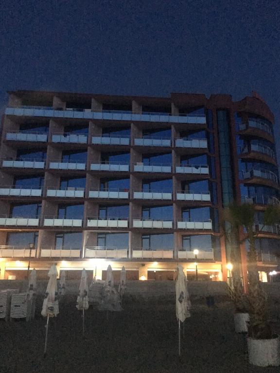 Sunny Bay Beach Hotel Pomorie Bagian luar foto