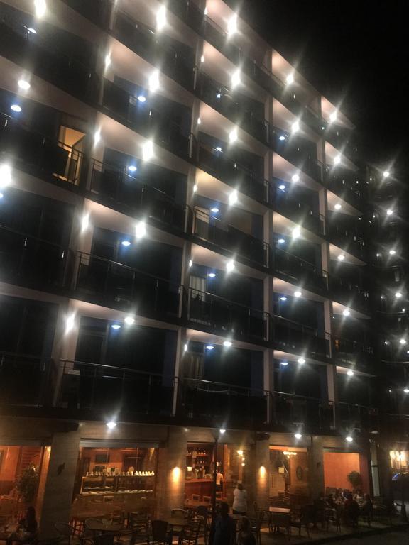 Sunny Bay Beach Hotel Pomorie Bagian luar foto
