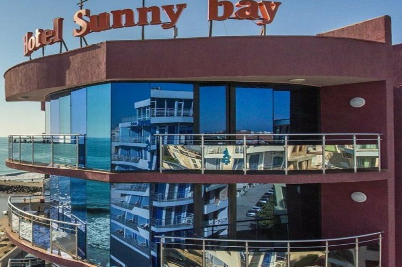 Sunny Bay Beach Hotel Pomorie Bagian luar foto
